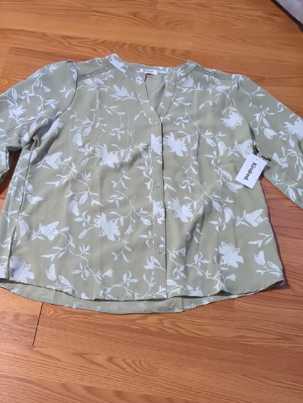 NWT Anthropologie Kindred Sage Green Floral Button Front Blouse Large